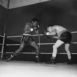 Boxing. Ray Famechon v. Roy Ankarah. June 1952 C2895