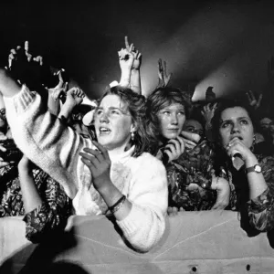 Boy Band New Kids on the Block perform at Whitley Bay Ice Rink 27 April 1990 - Boy Band New Kids on the Block perform at Whitley Bay Ice Rink 27 April 1990 -