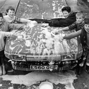 Blue Peter Appeal at Examiners Aspley, 7th January 1989 Print Blue Peter Appeal at Examiners Aspley, 7th January 1989 Print