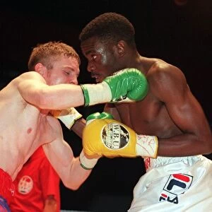 Brian Carr versus Cassius Baloyi boxing 26th June 1999 WBU championship bout Kelvin