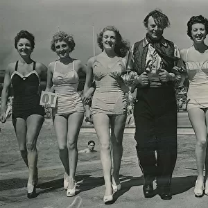 Brighton July 1955 Leon Petulengro at New Brighton with new entrants for this