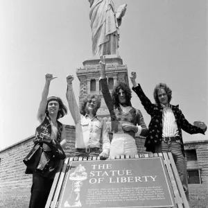 One of Britains top pop groups Slade are pictured on their way to visit the Statue One of Britains top pop groups Slade are pictured on their way to visit the Statue