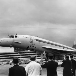 The British Concorde 002 prototype print The British Concorde 002 prototype print