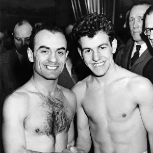 British and Empire flyweight boxing champion Dai Dower (right