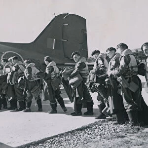 British Forces go to Far East theatre of war by air. Troops boarding a Transport command