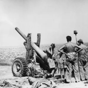 British gunners on the Catania front in Sicily. 17th August 1943 British gunners on the Catania front in Sicily. 17th August 1943