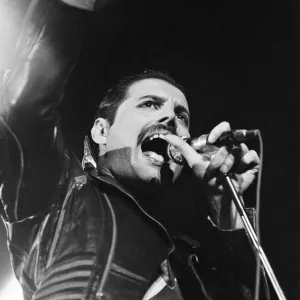 Freddie Mercury Live at NEC Arena, Birmingham 1984 Print