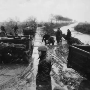 British Second Army advance to secure the area within the bend of the Rivr Ms west of