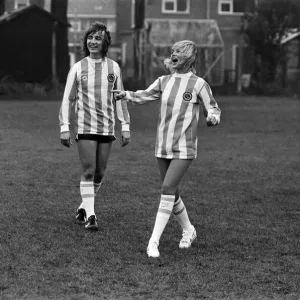 Britt Ekland trains with Wolverhampton Wanderers F. C. 22nd November 1979 Britt Ekland trains with Wolverhampton Wanderers F. C. 22nd November 1979