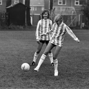 Britt Ekland trains with Wolverhampton Wanderers F. C. 22nd November 1979 Britt Ekland trains with Wolverhampton Wanderers F. C. 22nd November 1979