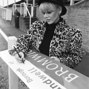Britt Ekland trains with Wolverhampton Wanderers F. C. 22nd November 1979 Britt Ekland trains with Wolverhampton Wanderers F. C. 22nd November 1979