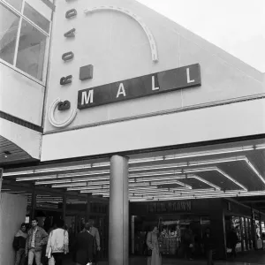 Broad Street Mall, an indoor shopping mall in central Reading. 4th May 1987