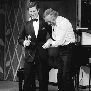 BRUCE FORSYTH AND PRINCE CHARLES (24 / 01 / 1977)