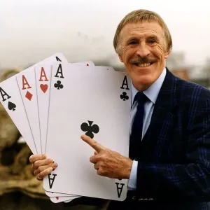 Bruce Forsyth Holding Playing Cards Print (00504) Bruce Forsyth Holding Playing Cards Print (00504)