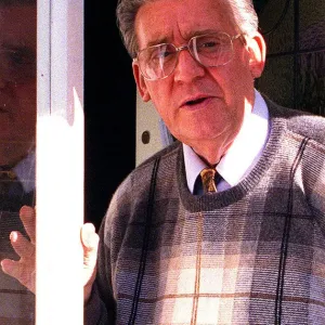 Bryan Mosley as Alf Roberts Print 13th October 1998