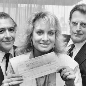 Former Bucks Fizz Singer Donates to Research Fund Print