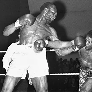 Bunny Johnson (Left) seen here in action during his fight against Harry Snow