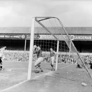 Burnley v Fulham 1962 FA Cup Semi Final Burnley keeper saves the ball from a point Burnley v Fulham 1962 FA Cup Semi Final Burnley keeper saves the ball from a point