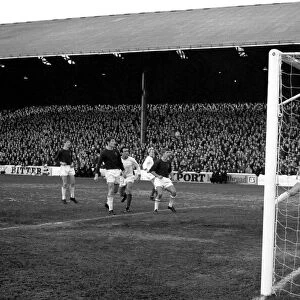 Burnley v. Manchester United. Nobby Stiles and Bobby Charlton. December 1969 Z11538-008