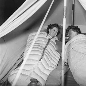 Camping Honeymoon Bill Newton & Dorothea Newton 14 / 4 / 1952 C1869 / 2