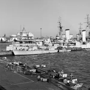 Canal Zone 1952 The Cruiser HMS Cleopatra and the minelayer HMS Manxman Canal Zone 1952 The Cruiser HMS Cleopatra and the minelayer HMS Manxman