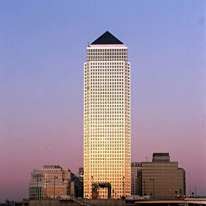 Canary Wharf Tower before sunrise 1995