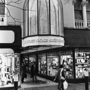 Cardiff Arcades Print - Queen Street Arcade 16th Nov 1986