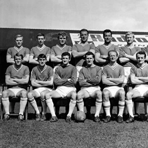 Cardiff City football team group, 1963-64. Back Row: Gareth Williams, Barrie Hole