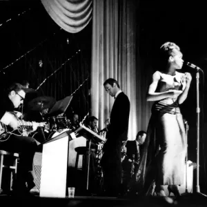 Cardiffs Shirley Bassey pictured during her show at the Capitol Theatre last night Cardiffs Shirley Bassey pictured during her show at the Capitol Theatre last night