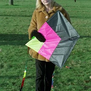 Caroline Aherne Actress / TV Presenter January 99 Holding kite