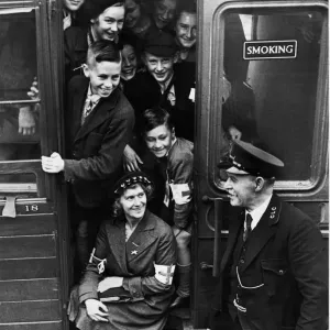 A Carriage Filled with Evacuees Print, 2nd September 1939 A Carriage Filled with Evacuees Print, 2nd September 1939