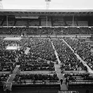 Cassius Clay vs Henry Cooper Print - Wembley Stadium 1963 Cassius Clay vs Henry Cooper Print - Wembley Stadium 1963