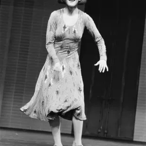 Catherine Zeta Jones dancing and playing the part of Peggy Sawyer in 42nd Street Catherine Zeta Jones dancing and playing the part of Peggy Sawyer in 42nd Street