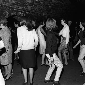 Cavern Club in Liverpool was financial trouble at this time so Cavern boss Ray McFall had