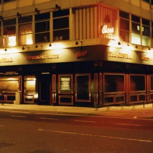 The Central, Public House in Middlesbrough, Teesside, 4th March 1992