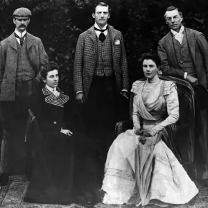 La famille Chamberlain vue ici se faisant photographier à Highbury.
