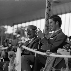 Carlos, Príncipe de Gales, celebra el día de la independencia en Fiyi. 10 de octubre de 1970. Carlos, Príncipe de Gales, celebra el día de la independencia en Fiyi. 10 de octubre de 1970.