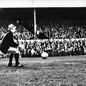 Charlie George of Arsenal attacks Anderlecht goal 1970