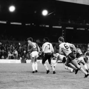 Charlton 0 v. Arsenal 2. Division One Football. November 1986 LF20-20-003 Charlton 0 v. Arsenal 2. Division One Football. November 1986 LF20-20-003