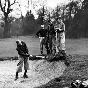 Charlton Athletic football club go golfing at Sundridge Golf Club as training for their