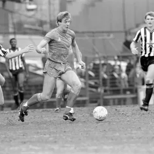 Chelsea 1 v. Newcastle 1. Division One Football United. April 1986 LF19-10-064 Chelsea 1 v. Newcastle 1. Division One Football United. April 1986 LF19-10-064
