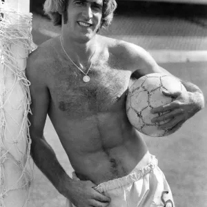 Chelsea goalkeeper Peter Bonetti is back at Stamford Bridge after a successful summer Chelsea goalkeeper Peter Bonetti is back at Stamford Bridge after a successful summer