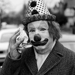 Child Entertainer: Mr. Blower the clown. March 1981 PM 81-01186-002