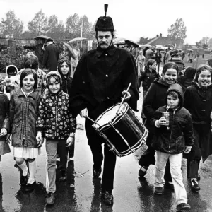 Children of Beverley Junior School, Billingham doing a sponsored walk round John Children of Beverley Junior School, Billingham doing a sponsored walk round John