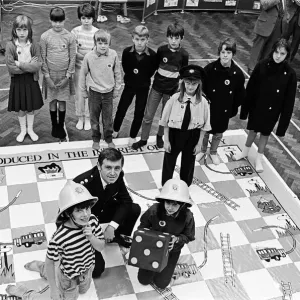 Children from Riverside School, Hebden Bridge, demonstrate the ups Children from Riverside School, Hebden Bridge, demonstrate the ups