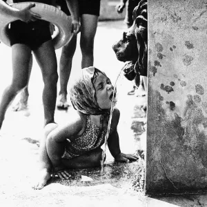 Children at swimming pools - Finchley August 1937