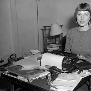 Children writer Emma Smith at home with her typewriter. 1950