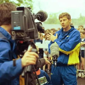 The Childrens Cancer Run at Gosforth Park 25 April 1999 - Steve Cram at the start of The Childrens Cancer Run at Gosforth Park 25 April 1999 - Steve Cram at the start of