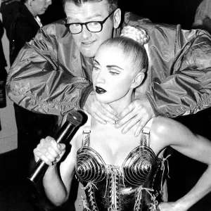 Chris Evans & Madonna team up at a press conference to introduce the stars of Virgin 1215 Chris Evans & Madonna team up at a press conference to introduce the stars of Virgin 1215