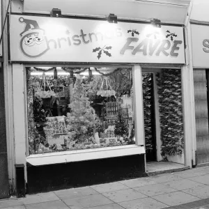Christmas shoppers in Church Street, Liverpool, 11th November 1991 Christmas shoppers in Church Street, Liverpool, 11th November 1991